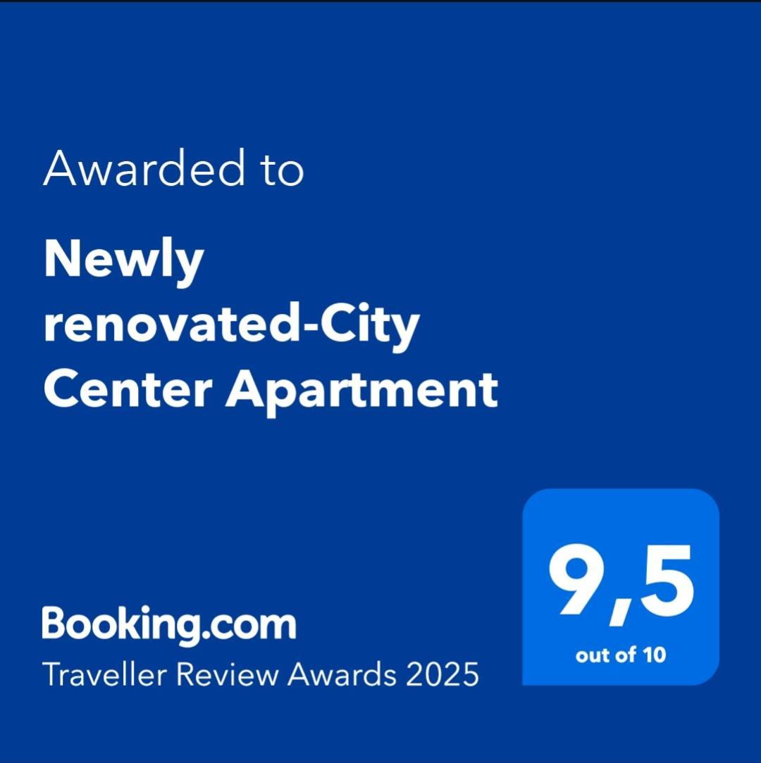 Newly Renovated-City Center Apartment Атина Екстериор снимка